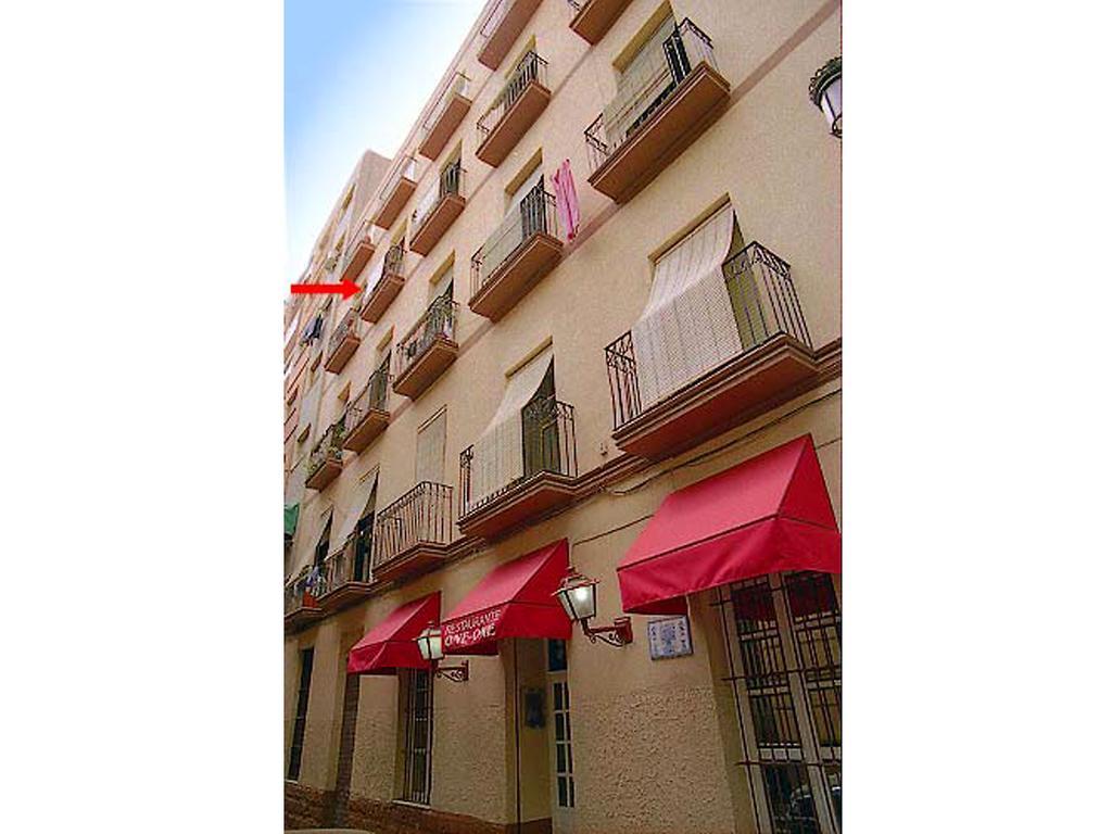 Apartamento Valdes อาลิกันเต ภายนอก รูปภาพ
